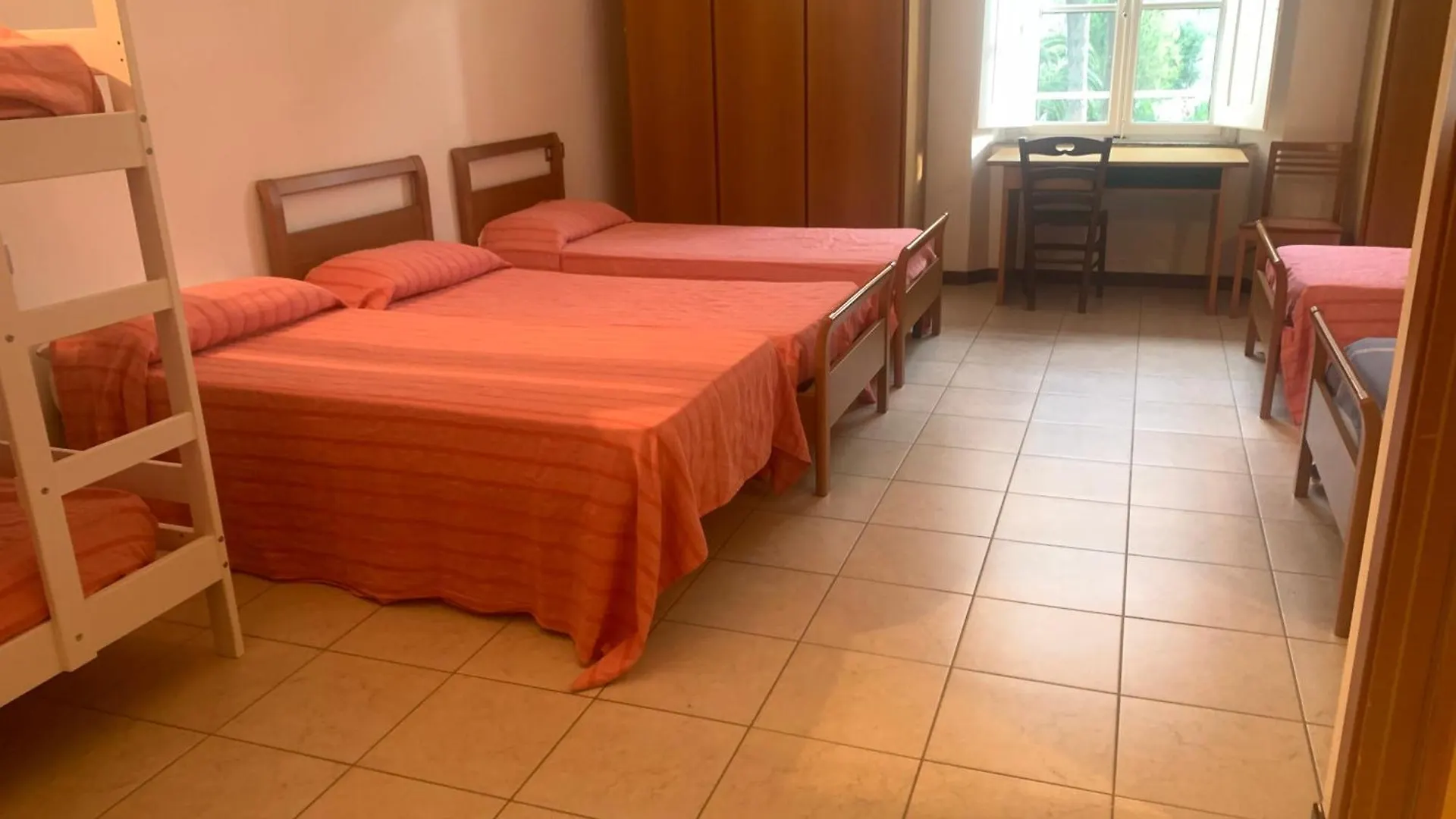 Hotel San Giuseppe Casa Per Ferie Quercianella 0*,